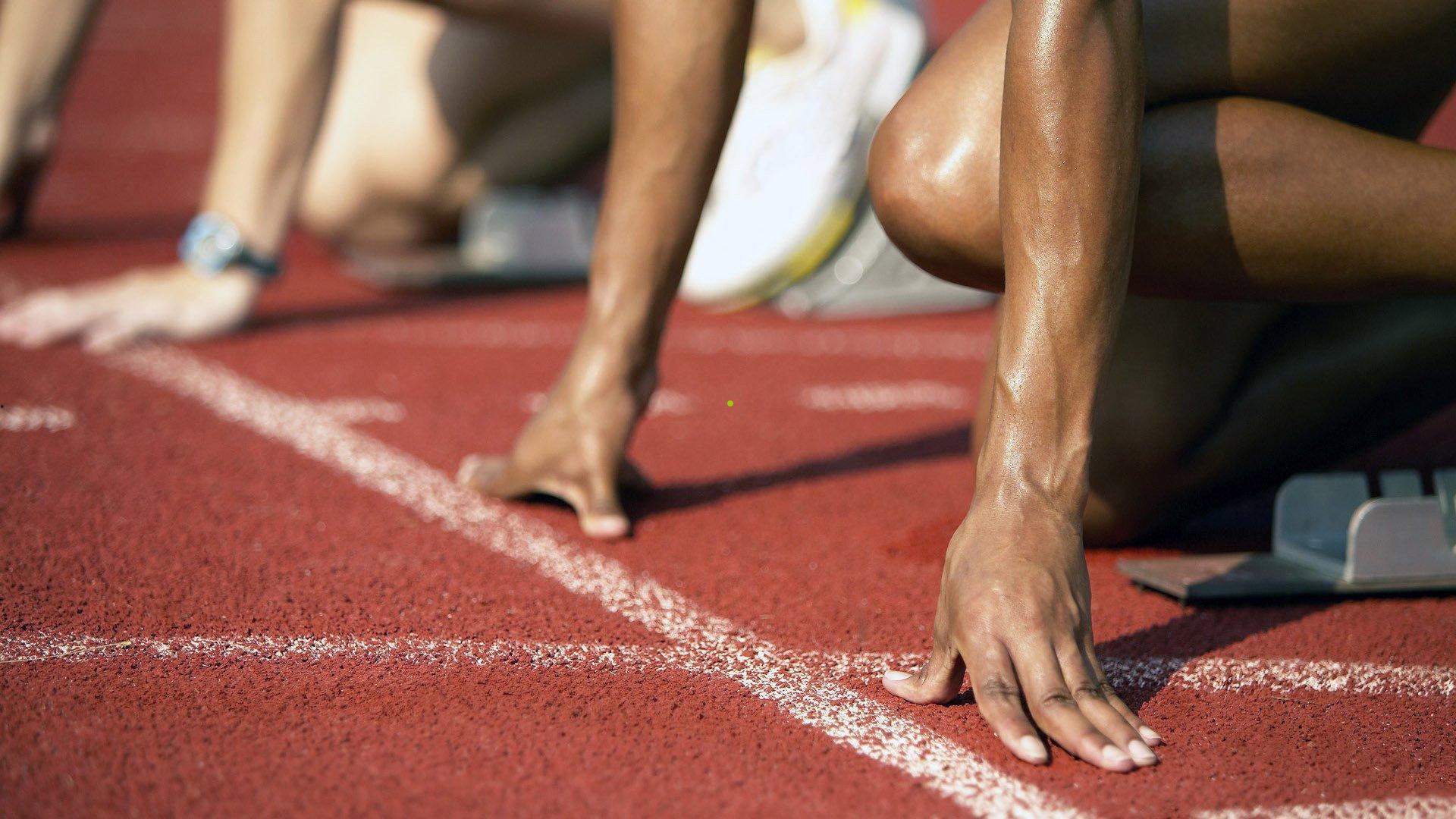 吉尔摩力挺德布劳内赴那不勒斯 坚信麦克托米奈可带队脱困